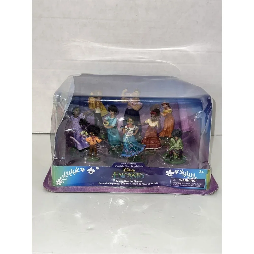 Disney Store Encanto Deluxe‎ Figure Play Set Playset  New with Damaged Box 2022